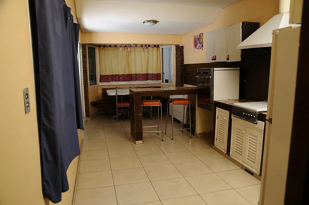 Open House Hostel ميندوزا